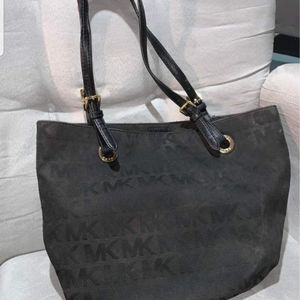 Mk purse